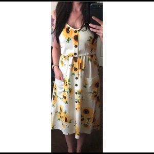 🌟3/$9🌟 sunflower dress